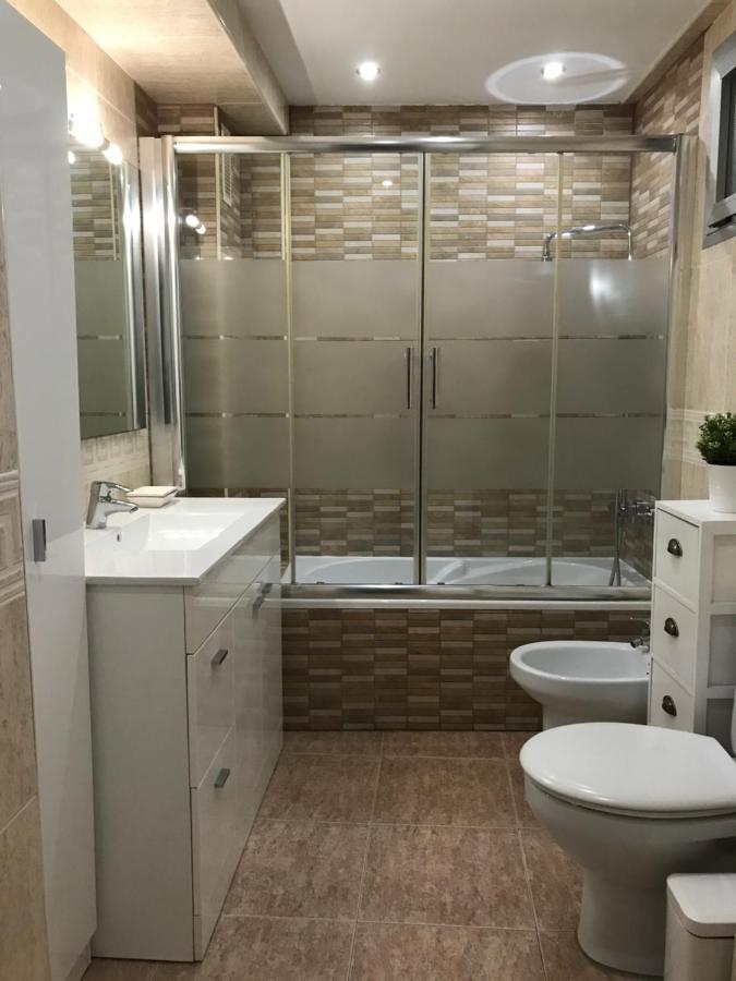 Apartamento Con Parking Gratis En El Centro, 2 Dormitorios Almeria Exterior foto