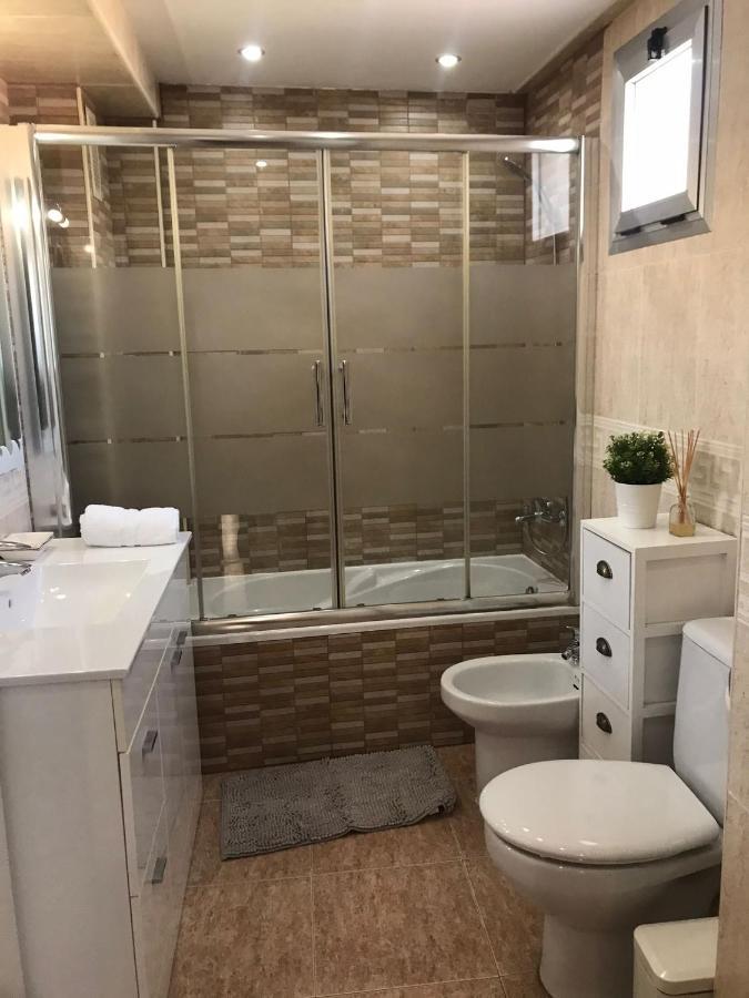Apartamento Con Parking Gratis En El Centro, 2 Dormitorios Almeria Exterior foto